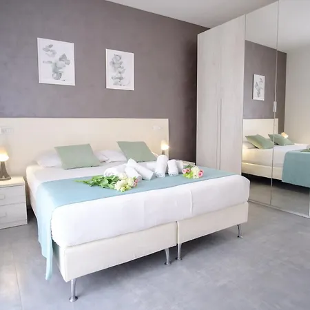 La Torre Flower Apartment *