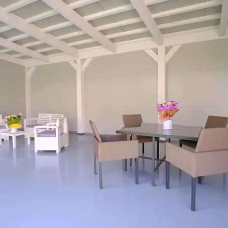 La Torre Flower Apartment *