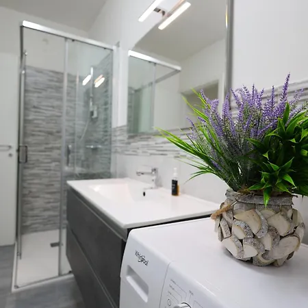 Business Duplex 95mq - Doppia Terrazza Xxl - 2 Bagni - Check-in Codice Apartment *